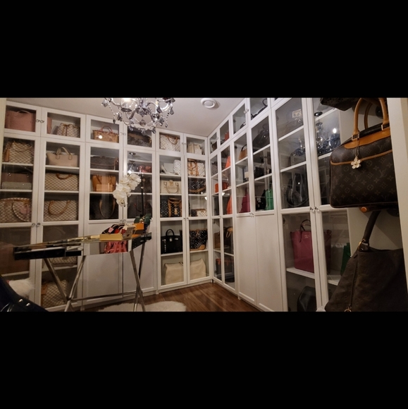 Meet your Posher, Monica LVLOUISINLOVE - Picture 9 of 16